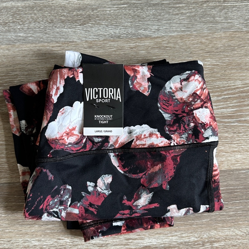 NWT Victorias Secret Knockout leggings size large - Picture 3 of 4